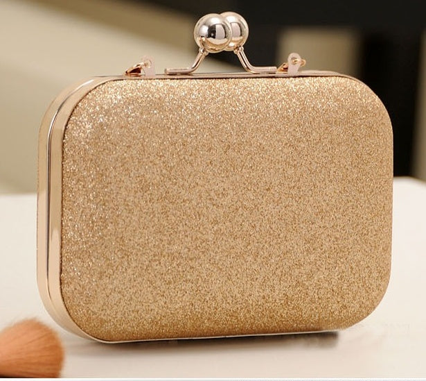 Iva Chain Shoulder Bag